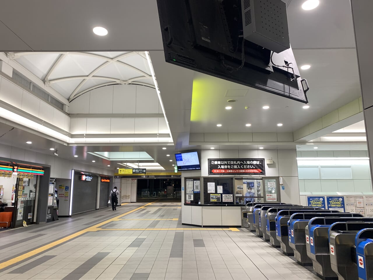 JR茨木駅構内